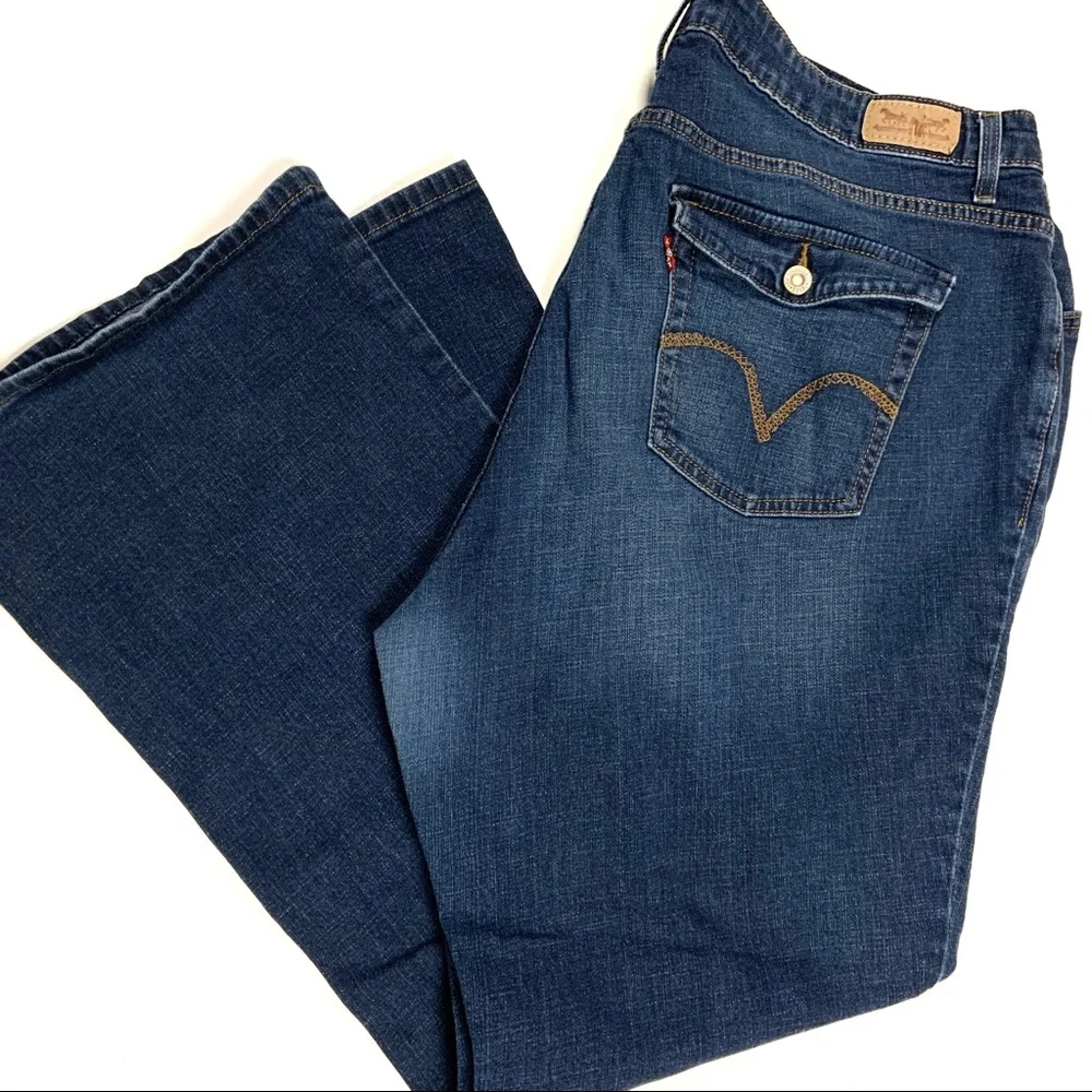 Levis boot cut jeans button pocket 22 - Picture 1 of 6